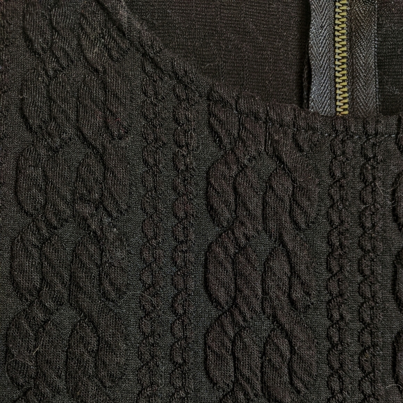 Aqua black cable knit crop top - Picture 5 of 7